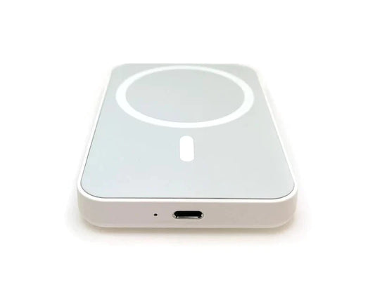 iPhone 12, 13, 14, 15 Series Battery Pack Magnetic Charging MagSafe Weiß